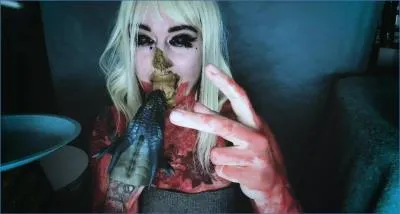 Sweet Betty Parlour in Hardcore Shitting and Dirty Dildo Play