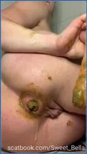 Sweet Bella's Anal mess and Smearing Scat video